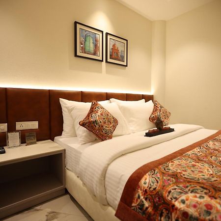 Hiraya Hotels Mohali 外观 照片