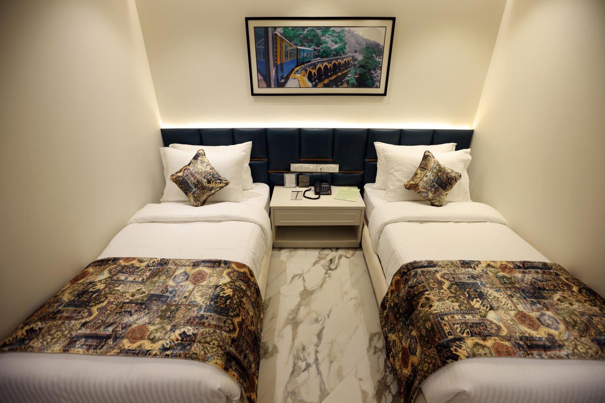Hiraya Hotels Mohali 外观 照片