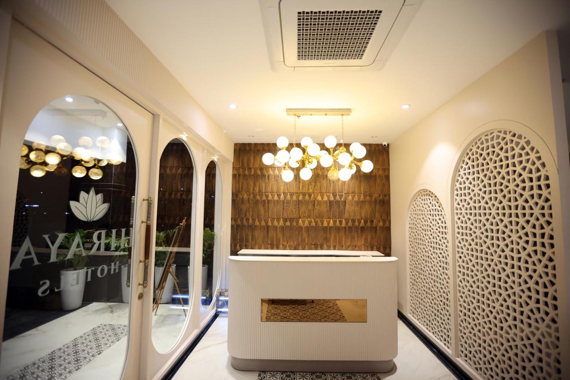 Hiraya Hotels Mohali 外观 照片