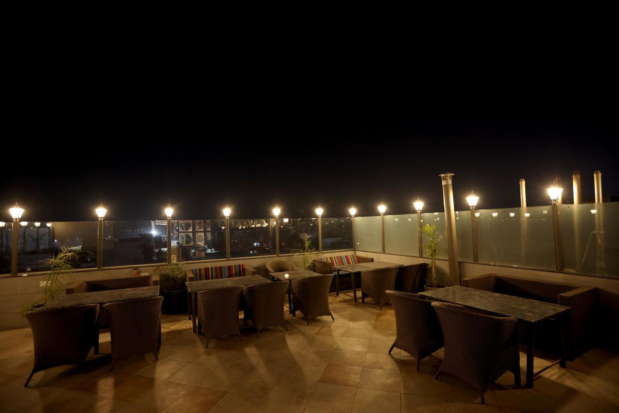 Hiraya Hotels Mohali 外观 照片